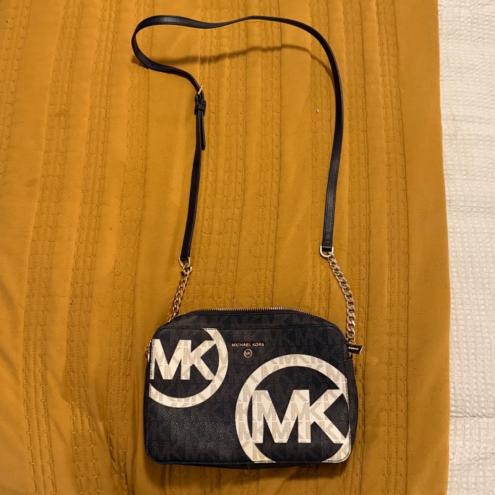 Michael Kors Black and Cream Logo Crossbody